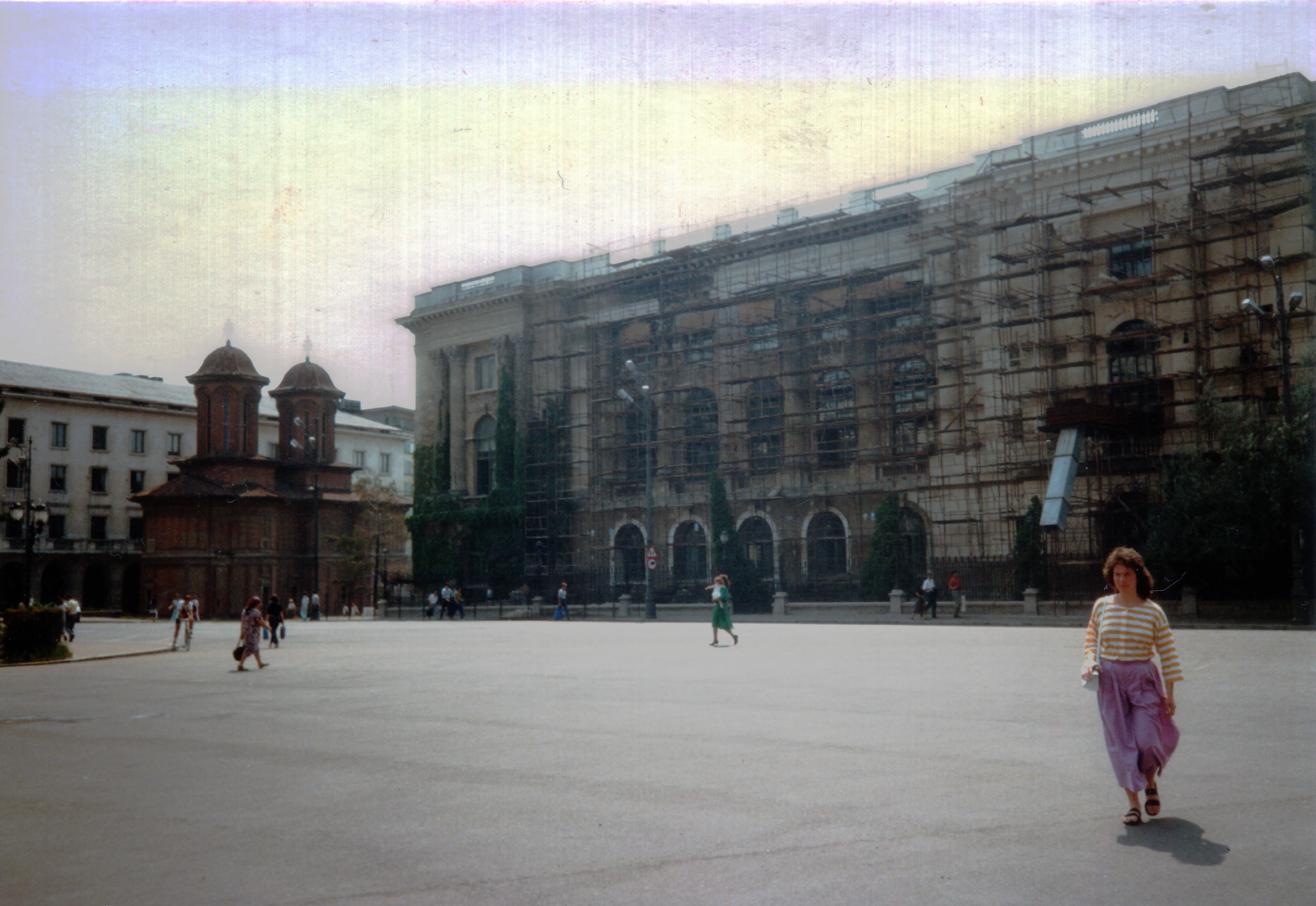 Kretzulescu Church in Revolution Square during the 1989 Romanian Revolution