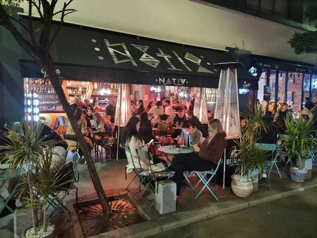 Nativ Bar Romanesc